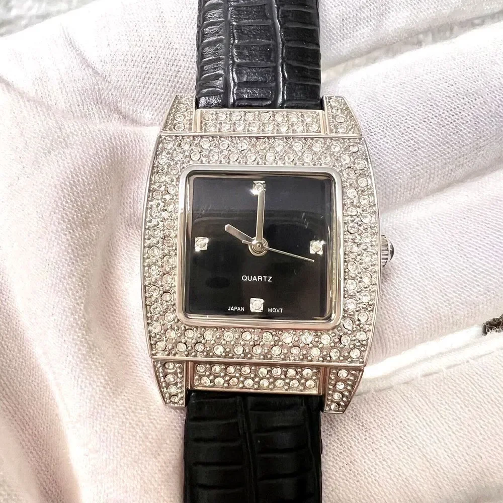 Vintage Women's Watch‎ Black Band Faux Leather Rhinestone Bezel Black Dial
